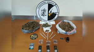 Χειροπέδες σε 52χρονο για πάνω από 370 γρ. κάνναβης