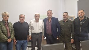 Άπαραίτητη η στέγαση των ξενοδοχοϋπαλλήλων στις τουριστικές μονάδες - Τι είπαν Βοργιάς και Ξυλούρης