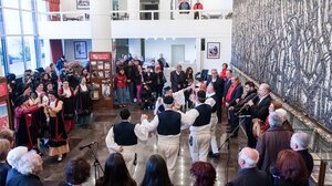 Τα πρωτοχρονιάτικα κάλαντα άκουσε ο Δημήτρης Κουτσούμπας	