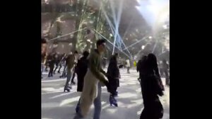 Το μεγαλύτερο παγοδρόμιο στον κόσμο βρίσκεται στο Παρίσι 