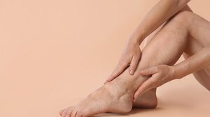 Τι ανακουφίζει το σύνδρομο ανήσυχων ποδιών 