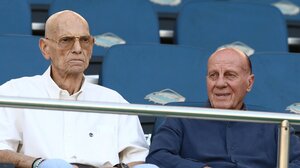 Αντώνης Αντωνιάδης: Συγκινεί για τον Μίμη Δομάζο: «Αντίο μοναδικέ μου φίλε»