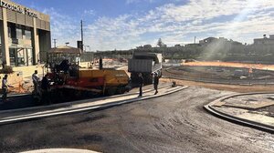 Έπεσε η πρώτη ασφαλτόστρωση στον κόμβο Τζωράκη!