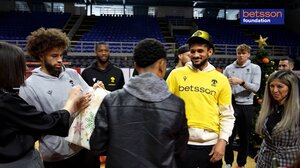 Betsson Foundation και ΑΕΚ Betsson BC μοίρασαν χαμόγελα στα παιδιά της «Συνύπαρξις» 