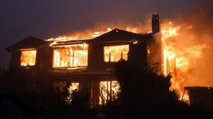 Πυρκαγιές στο Λος Αντζελες: Οι μεγιστάνες προσέφυγαν σε ιδιώτες πυροσβέστες για να σώσουν τις περιουσίες τους