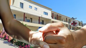 Φύλακες "άγγελοι" για τους μοναχικούς ασθενείς σε Βενιζέλειο και ΠΑΓΝΗ!