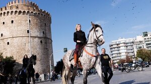 Εντυπωσιακά άλογα έκαναν βόλτα σε κεντρικούς δρόμους της Θεσσαλονίκης