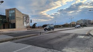 "Είμαστε μόνο για φωτογραφίες... Από έργα τίποτα!"