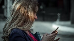 Το λογιστήριο στο κινητό των επαγγελματιών – Νέες οδηγίες της ΑΑΔΕ για τις δυνατότητες της εφαρμογής myDATAapp