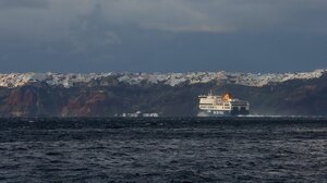 Εγκαταστάθηκε παλιρροιογράφος στη βορειοανατολική ακτή της Σαντορίνης