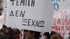 "Παραλύει" και η Κρήτη στην "μαύρη" επέτειο των Τεμπών - "Ρολά" σε ιδιωτικό και δημόσιο τομέα