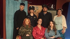 "Ψέμα στο ψέμα" του Αντονυ Νίλσον από τη Θεατρική Σκηνή Ηρακλείου