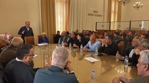 "Ομάδα Συντονισμού" για την έξωση Συλλόγων και φορέων από το λιμάνι