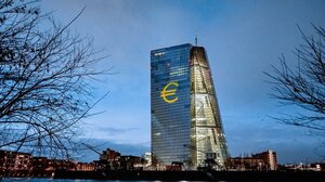 Στο "μικροσκόπιο" της ΕΚΤ τα επιτόκια το φθινόπωρο 