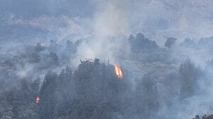 Μεγάλη η κινητοποίηση απ' όλη την Κρήτη για τη φωτιά στον Αποκόρωνα