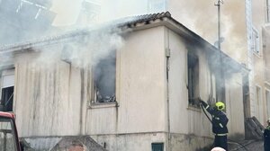 Κεφαλονιά: Πυρκαγιά έκαψε ολοσχερώς κατοικία στο Αργοστόλι