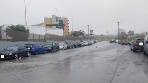 Το... ποτάμι έξω από το Αστυνομικό Μέγαρο Ηρακλείου