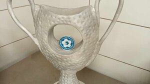 Να και κάτι διαφορετικό: Κύπελλο ποδοσφαίρου από… σοκολάτα!