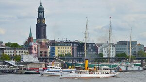 Μυστήριο με την συγγραφέα μπεστ σέλερ που βρέθηκε δολοφονημένη στο σκάφος της