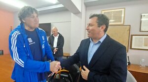 Άγιος Νικόλαος: Τον προπονητή του Μίλτου Τεντόγλου, Γιώργο Πομάσκι καλωσόρισε ο Μ. Μενεγάκης