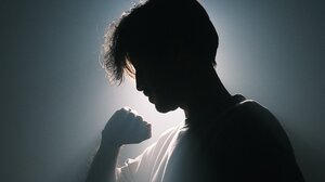 Ηράκλειο: Τσακωτοί από τη ΔΙΑΣ νεαροί που έκλεψαν χρήματα από δύο ανήλικους