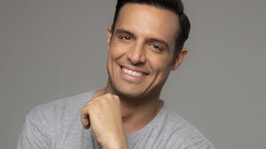 Σάββας Πούμπουρας: Απόπειρα διάρρηξης στο σπίτι του παρουσιαστή -Τραυματίστηκε αστυνομικός