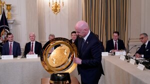 Ινφαντινο: «Ένα εκατομμύριο δολάρια σε καθεμιά από τις 11 πόλεις του Μουντιάλ συλλόγων»