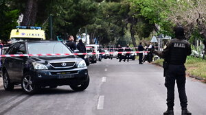 Xαλάνδρι: Σε εξέλιξη οι έρευνες της ΕΛ.ΑΣ. για το μαφιόζικο χτύπημα