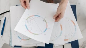 Τι λένε τα ζώδια για σήμερα