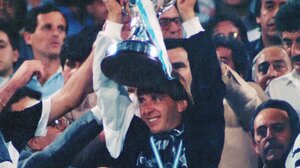 ΟΦΗ: Από τα χέρια του Νιόπλια το κύπελλο στο ΟΑΚΑ