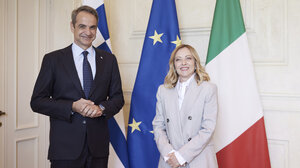 Μητσοτάκης από τη Ρώμη: Η Ιταλία θα επενδύσει 360 εκατομμύρια ευρώ για νέα τρένα και αμαξοστάσια