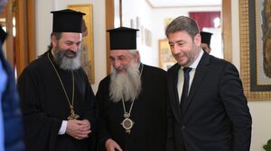 Στον Αρχιεπίσκοπο Κρήτης ο πρόεδρος του ΠΑΣΟΚ 