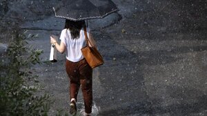 Κακοκαιρία Barbara: Συνεχίζει να χτυπά την χώρα, πού θα είναι ισχυρά τα φαινόμενα