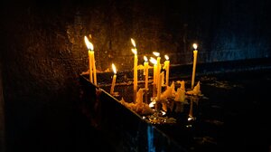 Δεν είχε ούτε ιερό, ούτε όσιο: Άρπαξε χρήματα από εκκλησίες, έκλεψε και το Επιμανίκιο του Αγίου Σπυρίδωνα