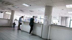 Σε τρίωρη στάση εργασίας προχωρούν την Τρίτη οι εργαζόμενοι στις ΔΟΥ Ανατολικής Κρήτης