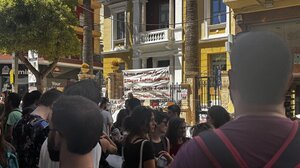 «Είμαστε εργαζόμενοι, πληρωνόμαστε σα… φοιτητές»: Απεργία και κινητοποίηση ερευνητών στο Ηράκλειο