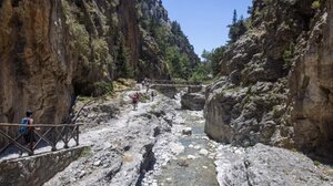 Χανιά: Άνεμοι πάνω από 9 μποφόρ... κλείνουν το φαράγγι της Σαμαριάς!