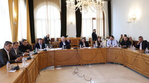 Σύσκεψη Καλοκαιρινού - βουλευτών ενόψει της κύρωσης της σύμβασης για τον ΒΟΑΚ, από τη Βουλή