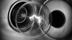 Στο σκοτάδι γειτονιές του Ηρακλείου για ένα ακόμη βράδυ