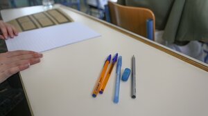 Πανελλαδικές εξετάσεις: Μηνύματα και ευχές στους υποψηφίους 