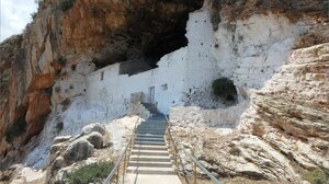 Σπήλαια, τα καταφύγια των κλεφτών και των αγωνιστών του 1821