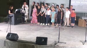 Μουσικοθεατρική παράσταση-αφιέρωμα στον Μ. Χατζιδάκι από μαθητές του 1ου ΔΣ Γαζίου 