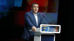 Α. Τσίπρας: Χρειάζεται ένας νέος πατριωτισμός απέναντι στην ολιγαρχία και την κλεπτοκρατία
