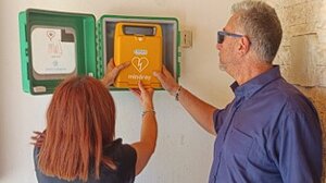 Ηράκλειο: Δωρεά απινιδωτή στη μνήμη της Μαρίας Γκερούση