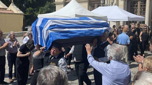 Το στερνό "αντίο" στον Μάνο Φραγκιαδουλάκη