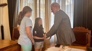 Μια ευχάριστη έκπληξη για τον δήμαρχο στη συνεδρίαση του Δημοτικού Συμβουλίου