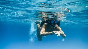 7χρονη εξαφανίστηκε ενώ κολυμπούσε - Βρέθηκε 5 χλμ μακριά από την παραλία!