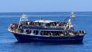 Μεταναστευτικό: Γκολ οι διακινητές… σέντρα εμείς!