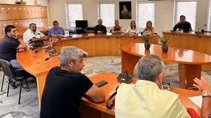 Υποστελέχωση και υποχρηματοδότηση στη συνάντηση Μποκέα με εργαζόμενους στους ΟΤΑ