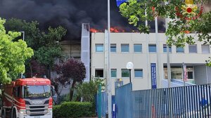 Ιταλία: Φωτιά στο πανεπιστήμιο του Βιτέρμπο – Κατέρρευσε μέρος του 2ου ορόφου